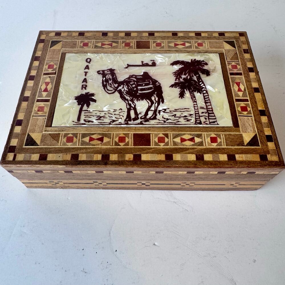 Vintage Qatar Mother of Pearl Inlaid Wood Trinket Box Camel Mosaic